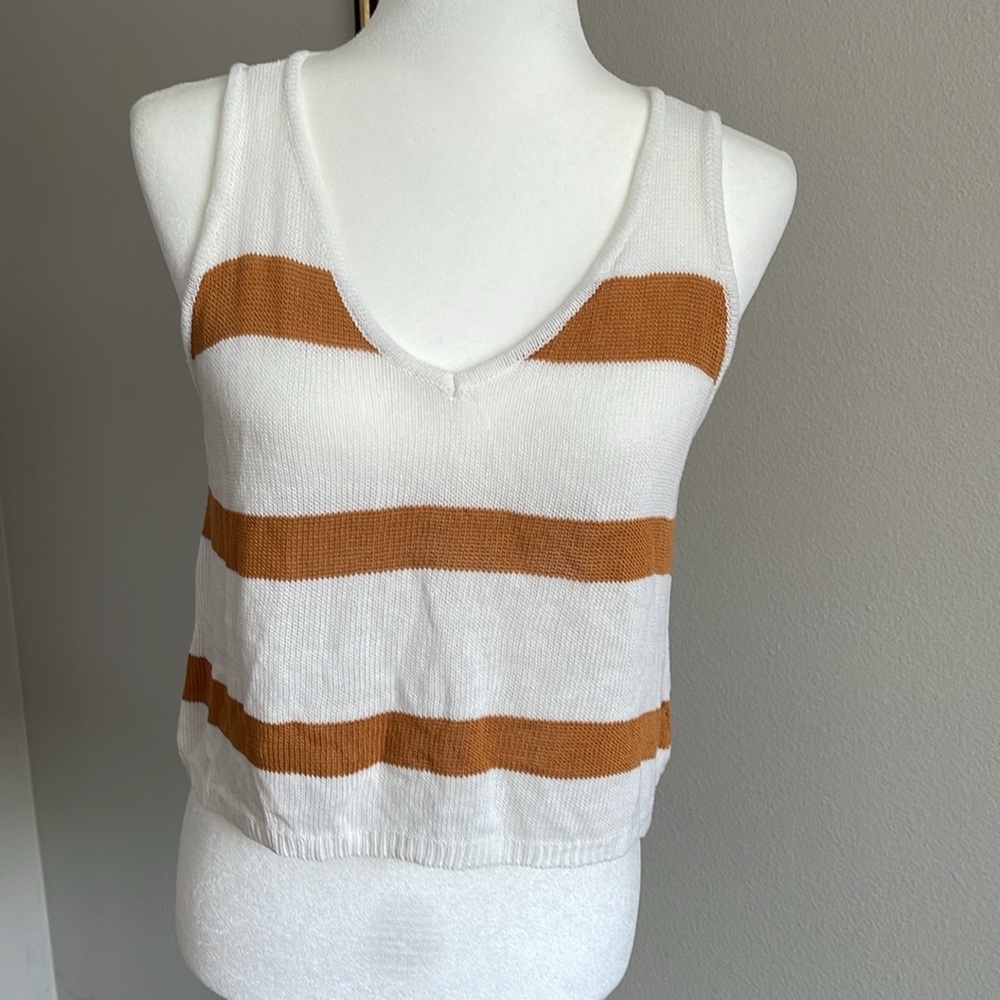 Striped V-Neck Knit Tank Top - White and Brown Size M
